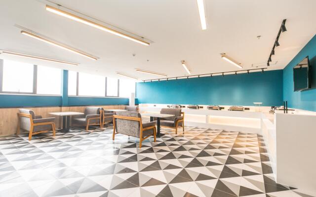 Starway Hotel Nantong Xianfeng Jinrong Street