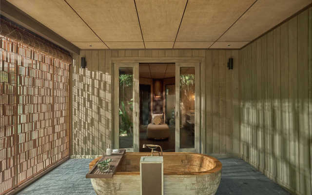 Bay view duplex pool villa — фото 1
