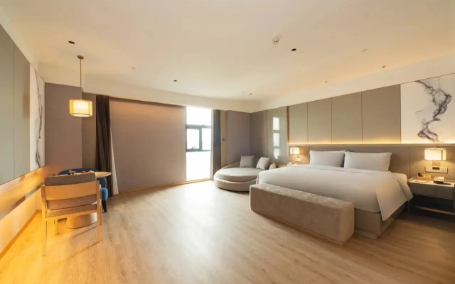 Shanghai Huayi Renjoy Hotel