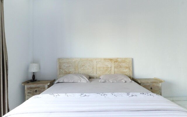 Pudak Sari Homestay by ZUZU