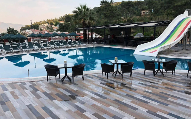 Seray Club Hotel