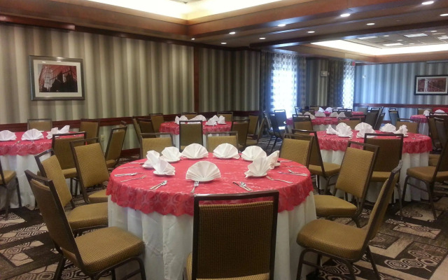 Courtyard by Marriott Boston Natick