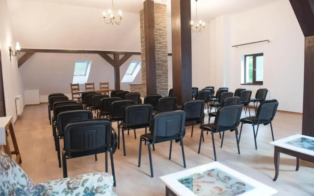 Pensiunea Floare De Colt