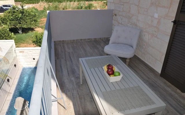 Villa Sirocos, Private eco pool, near the beach