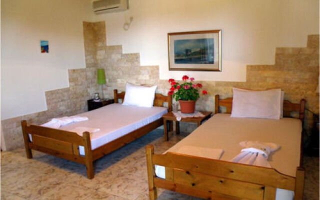 Armonia Samothraki Rooms