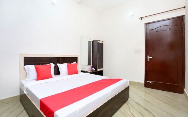 Oyo 24666 Samar Residency