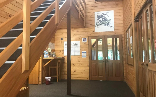 Altamont Lodge