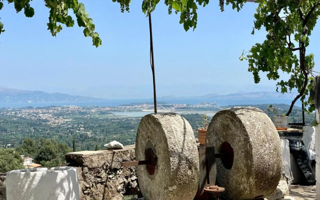 Mary's House with Panoramic View (Adults Only)
