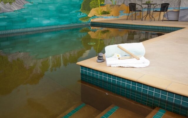 18th Avenue Thermal Motel