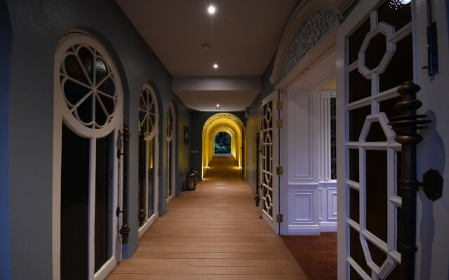 At Pingnakorn Riverside Hotel Chiangmai