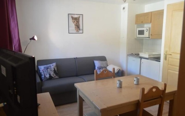 2 Pièces Pour 4 Peronnes en Face des Pistes