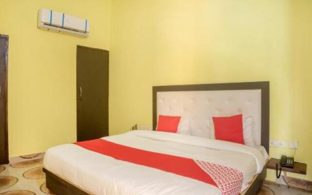 OYO 28195 Corbett Junction