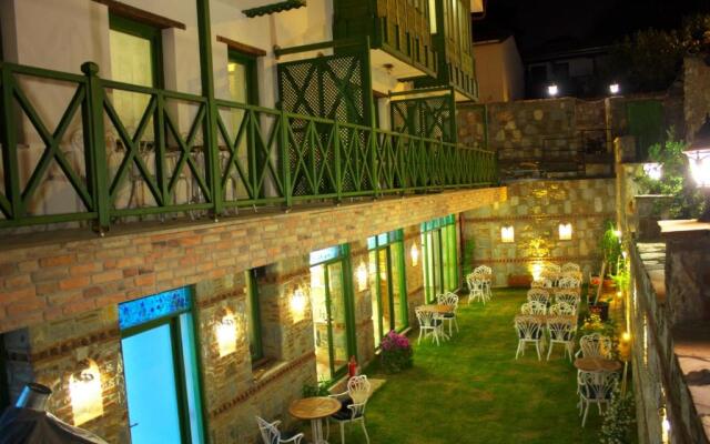 Celsus Boutique Hotel