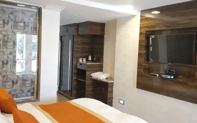 Hotel Dev Residency