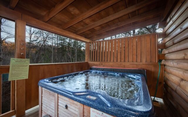 Sleepin' Inn 2 Bedroom Cabin by RedAwning