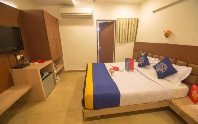 OYO 1524 Hotel Vaani Continental