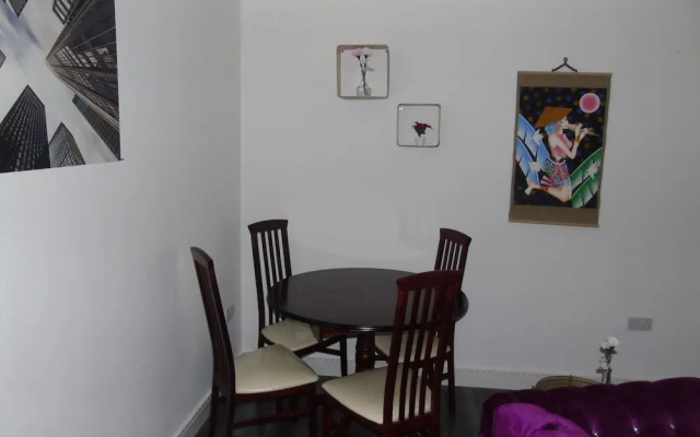 Inviting 1-bed Ground Floor Apartment in Bolton