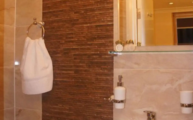 Sapphire Hotel