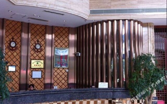 Huashan Business Hotel