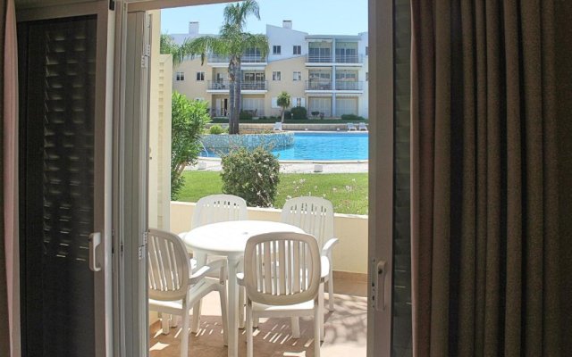 Portugal Rentals Vila da Praia Apartments