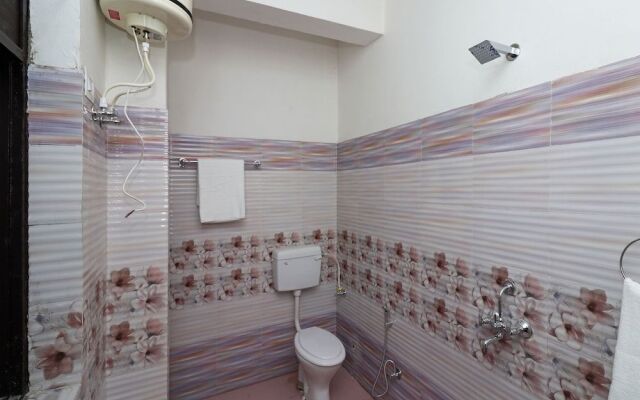 OYO 24051 Flagship Shubh Inn Gomti Nagar