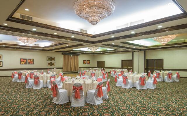 Holiday Inn Hotel & Suites Nashua