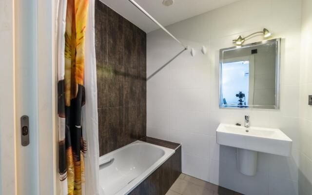 Oasis Beach F 3003