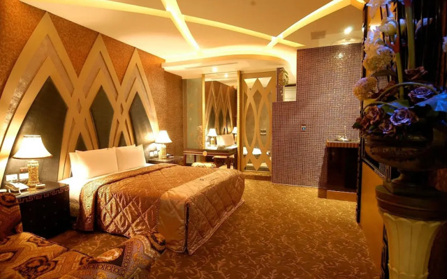 Romantic Code Motel