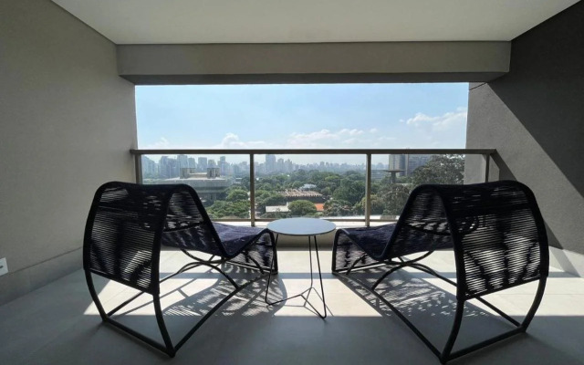 Iconyc House of Charlie