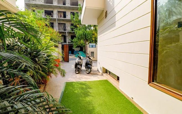 Fabhotel Imperial Inn
