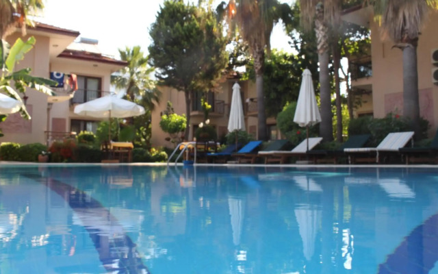Nirvana Apart Hotel