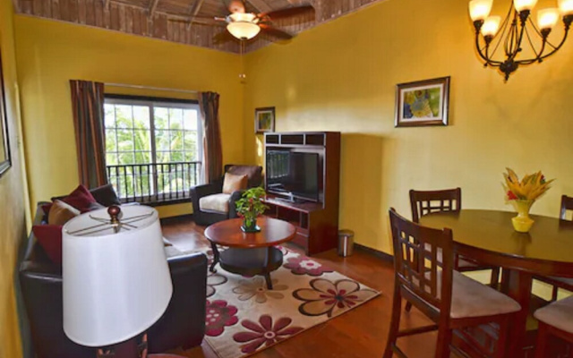 Tropical Lagoon Resort