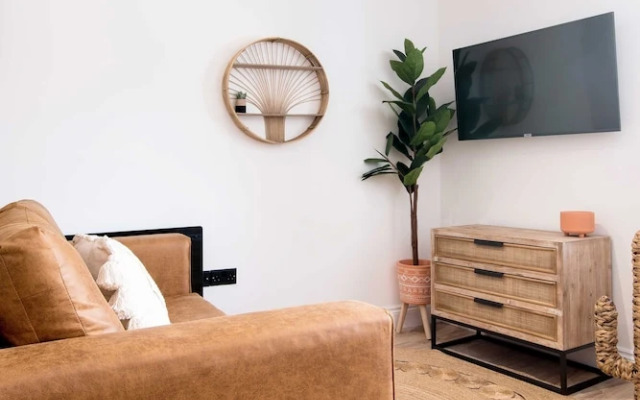 Railway Apartments Rugby