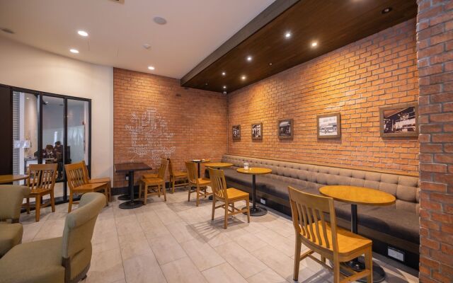 EXORESIDENCE - Heart of Chinatown