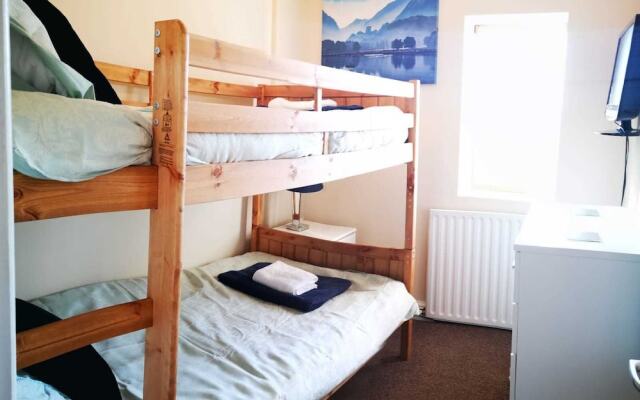 Charming 5-bed House in Boston Lincolnshire