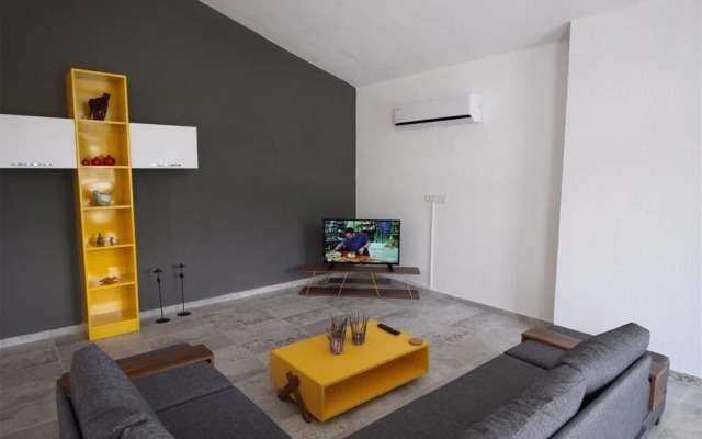 Villa Derin by Akdenizvillam