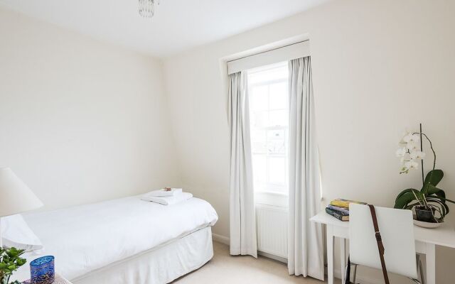 Homely 2BR Maisonnette in heart of Pimlico
