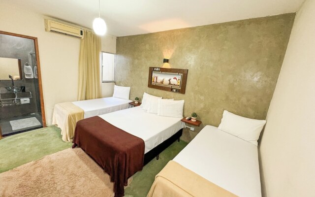 Pousada Entre Folhas