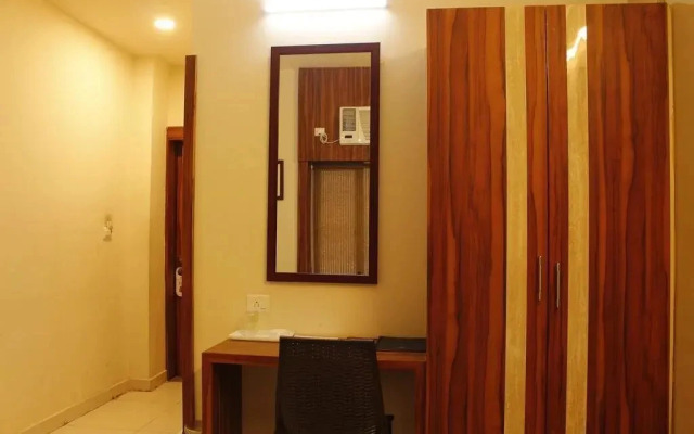 OYO Premium Old Station Road Bhubaneswar 4