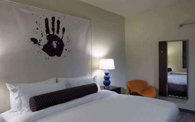 ACME Hotel Company
