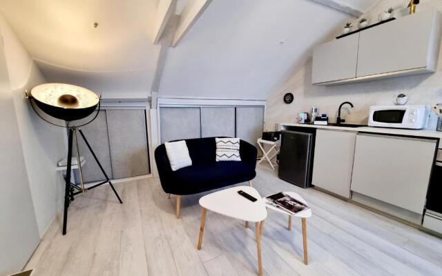 Centre Ville T2 Tout Confort Lumineux et Bureau