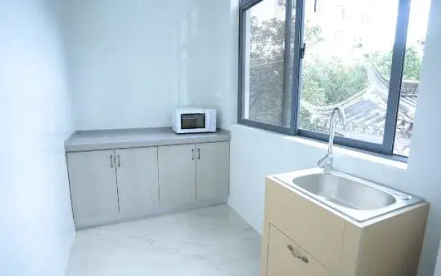 Tengchong Yueting Yushe Homestay