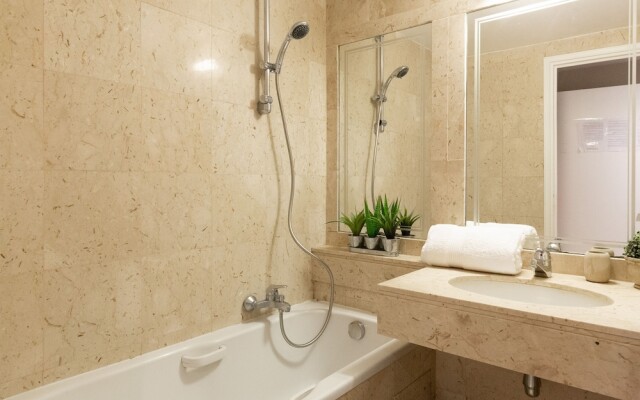 All in Cannes at Your Fingertip in Super Apartment