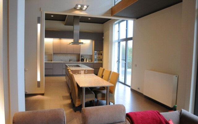 Modern Holiday Home in La Roche-en-ardenne With Garden