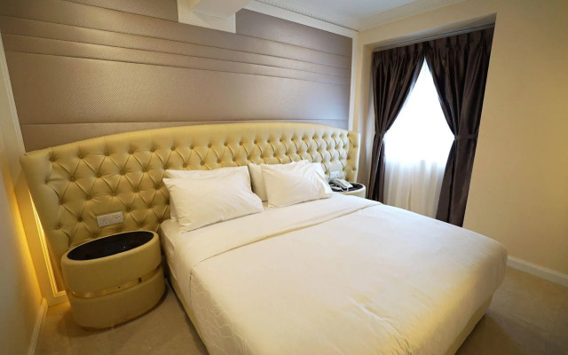 Ritzton Hotel