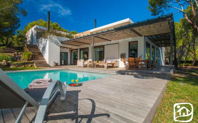 Abahana Villas Beach House