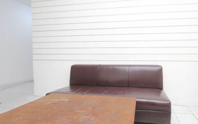 Airy Eco Sawah Besar Kartini Tiga 42 Jakarta