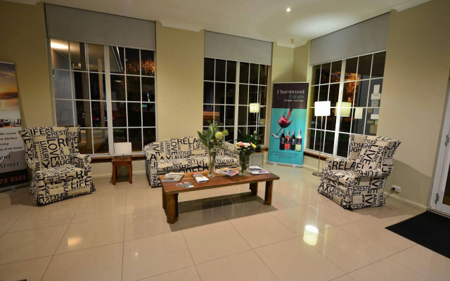 Winning Post Motor Inn