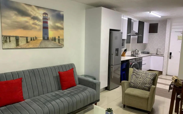 Umhlanga Beach Front 4 Sleeper