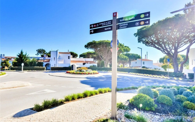 Vale do Lobo Apartment B